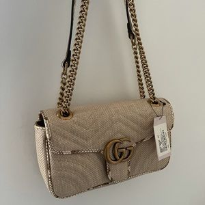 Gucci Marmont Beige Raffia Crossbody Bag.